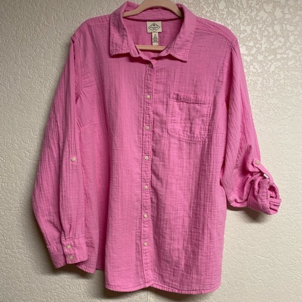 St. John's Bay Women  Pink Button-Down Shirt
